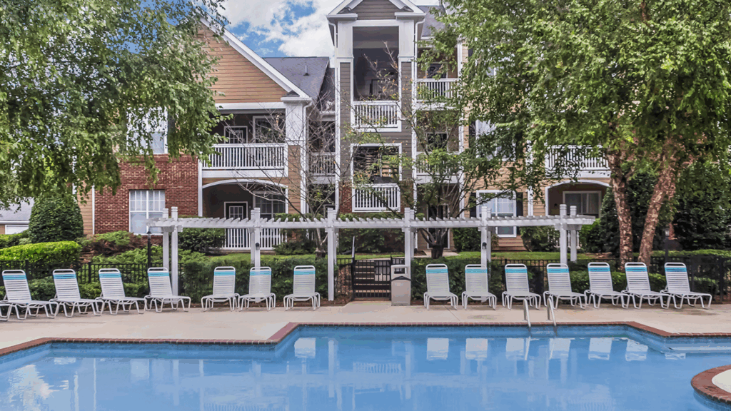 Elevate Your Lifestyle_ Why The Legends is the Best Apartment for Rent in Hickory hero